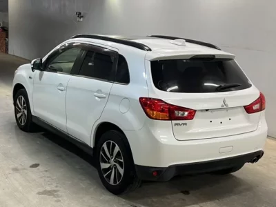 Mitsubishi RVR