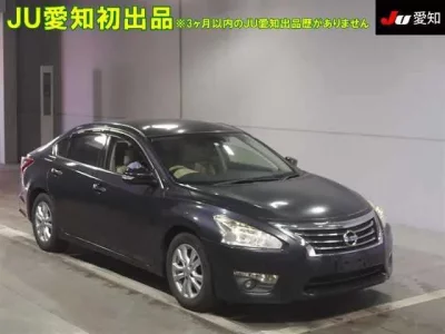 Nissan TEANA