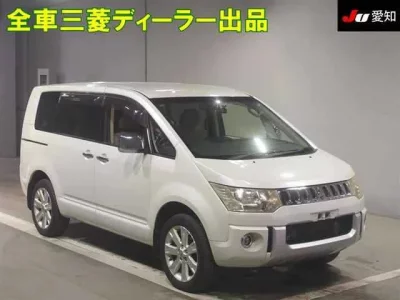 Mitsubishi DELICA D5
