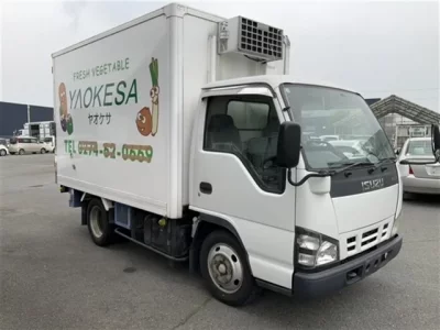 Isuzu ELF