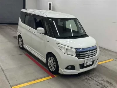 Mitsubishi DELICA D2