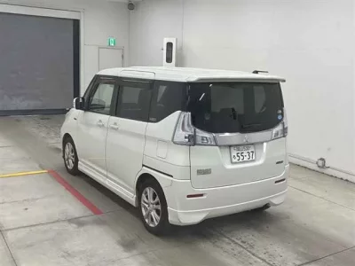 Mitsubishi DELICA D2
