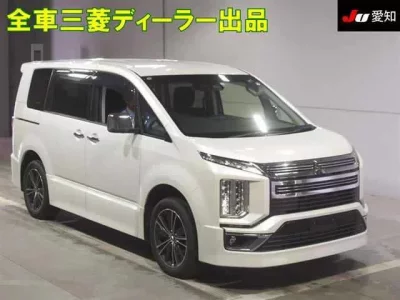 Mitsubishi DELICA D5
