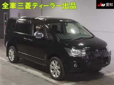 Mitsubishi DELICA D5