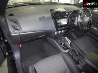 Mitsubishi RVR