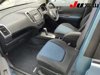 Nissan WINGROAD