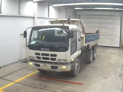 Isuzu TRUCK