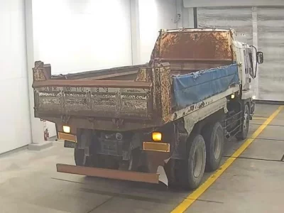 Isuzu TRUCK