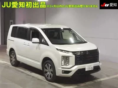 Mitsubishi DELICA D5