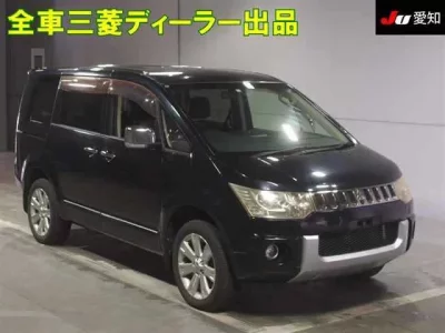 Mitsubishi DELICA D5