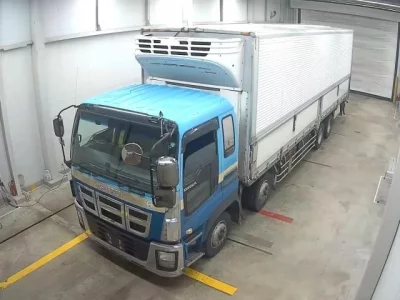 Isuzu TRUCK