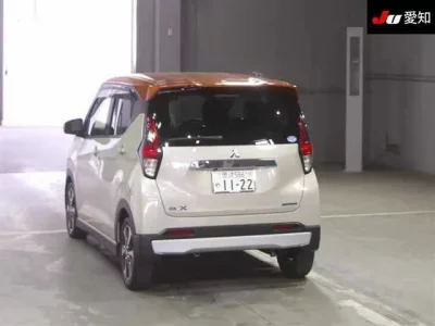 Mitsubishi EK X
