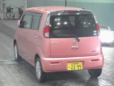 Nissan MOCO