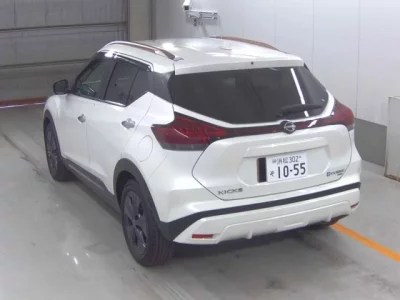 Nissan KIX