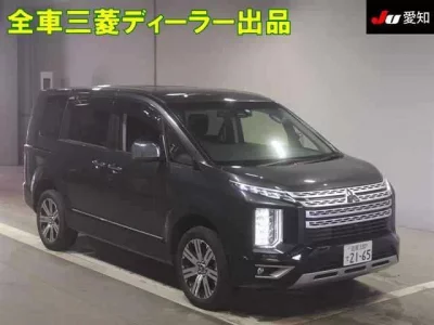 Mitsubishi DELICA D5