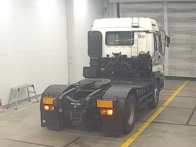 Isuzu TRUCK