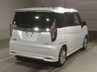 Mitsubishi DELICA D2