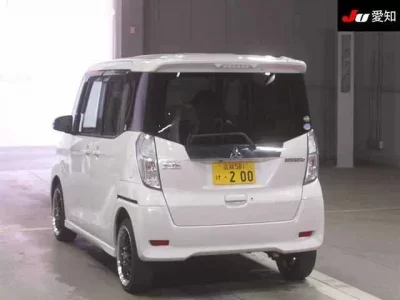 Mitsubishi EK SPACE