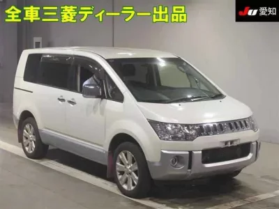 Mitsubishi DELICA D5