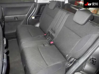 Mitsubishi DELICA D2