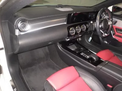 Mercedes-Benz CLA CLASS