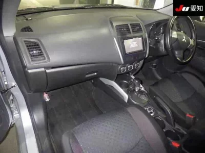 Mitsubishi RVR