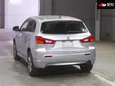 Mitsubishi RVR