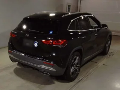Mercedes-Benz GLA CLASS