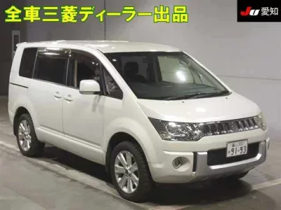 Mitsubishi DELICA D5