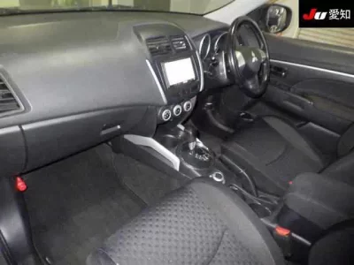 Mitsubishi RVR