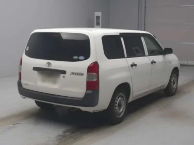Toyota SUCCEED