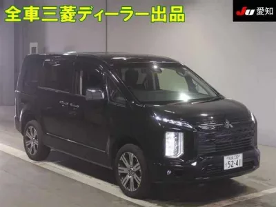 Mitsubishi DELICA D5