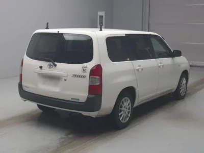 Toyota SUCCEED