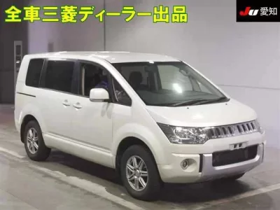 Mitsubishi DELICA D5