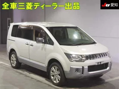 Mitsubishi DELICA D5