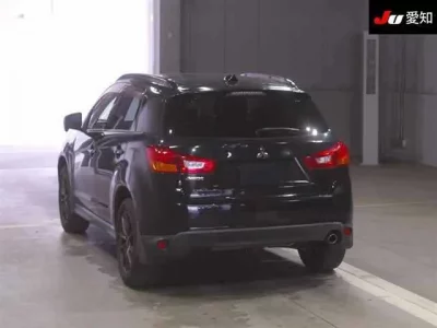 Mitsubishi RVR