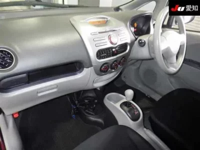 Mitsubishi I