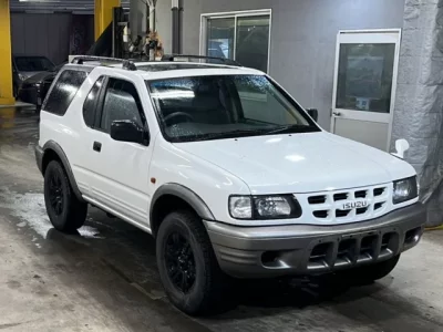 Isuzu MU