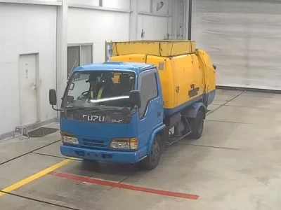 Isuzu ELF