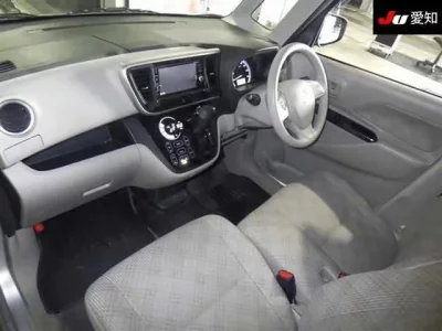Mitsubishi EK SPACE