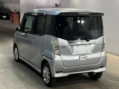 Mitsubishi EK SPACE