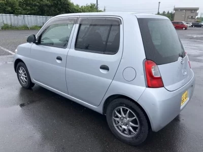 Daihatsu Esse