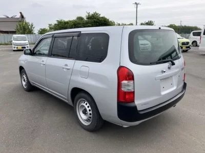 Toyota SUCCEED