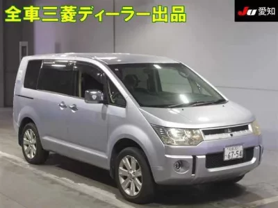 Mitsubishi DELICA D5