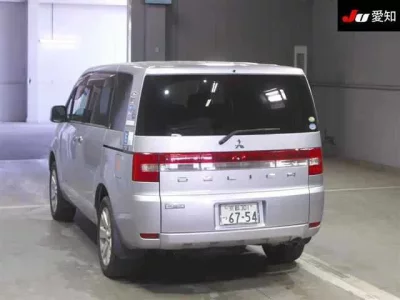 Mitsubishi DELICA D5