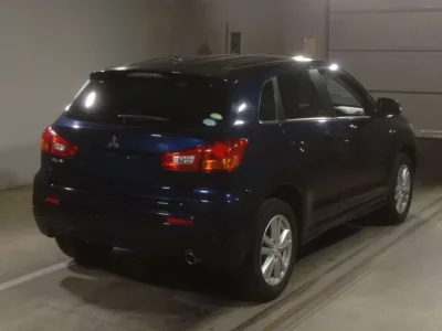 Mitsubishi RVR