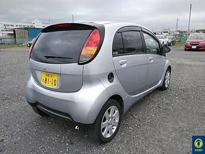 Mitsubishi I