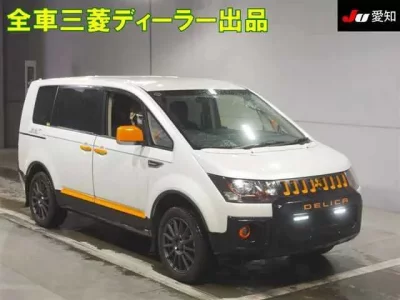 Mitsubishi DELICA D5