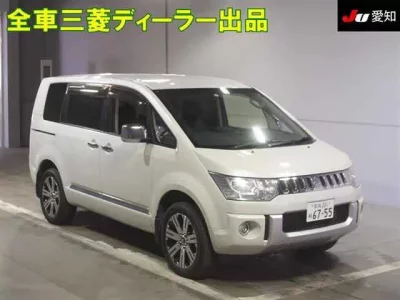 Mitsubishi DELICA D5