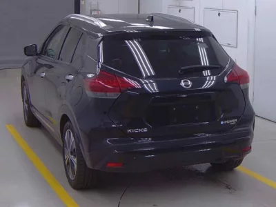 Nissan KIX